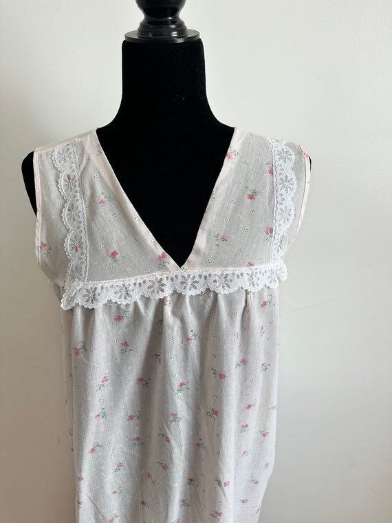 Vintage  pale pink & floral  nightgown  set,size … - image 6