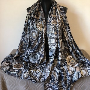 Vintage Grey/Gold Warm Scarf image 1