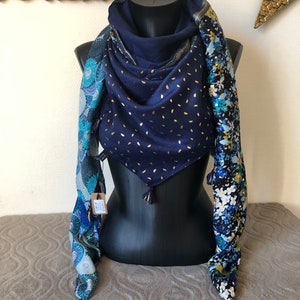 Foulard 4 en 1 Marine et Or image 2