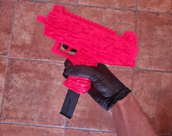 Bootleg Designer Toy – Shoeuzi x Caws Mashup