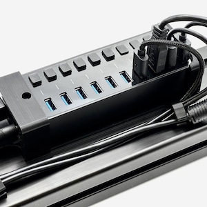 RSHTECH & Sabrent マウント - 7/10 USB ハブ シミュレータ レーシング マウント、マウント 8020 コックピット、シミュレータ リグ、sabrent 7、sabrent 10、フライト シミュレータ RSHTECH マウント