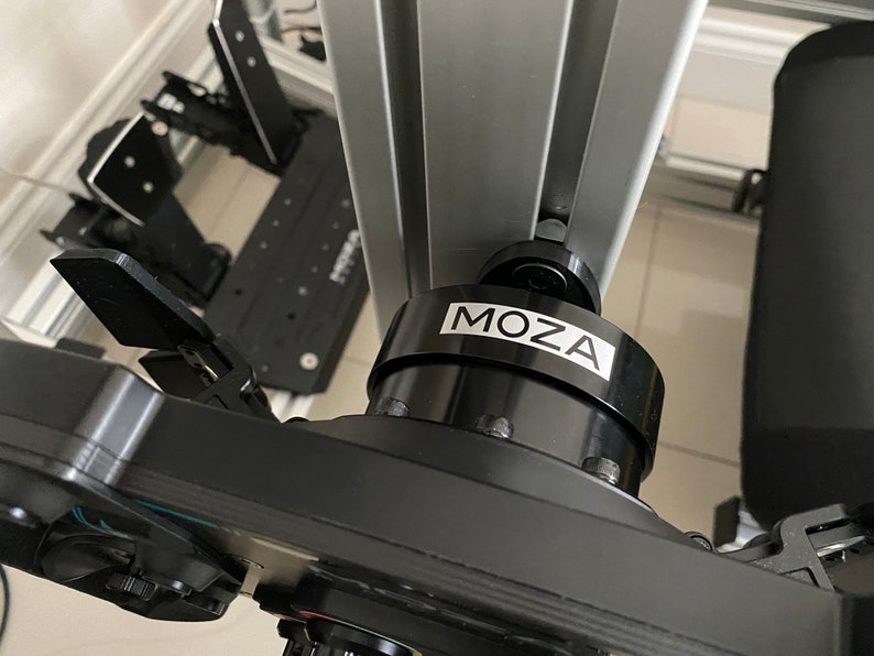 MOZA Quick Release for Steering Wheel Black add for sim racers great to display the secorday steering wheel. CS GS FSR Wheel and RS Steering QR wall mount and Aluminium Profile Mount. Bolts M8 Frame holder MOZA. Mount for Alu Cockpits MOZA Upgrade