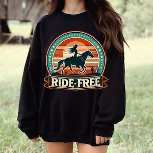 Rustic Cowgirl Riding Horse PNG – Ride Free Western Rodeo Graphic – Country Girl T-Shirt Design