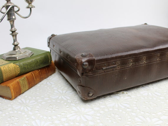 Early Mid Century Gentleman's Travel Suitcase wit… - image 5