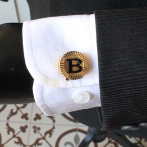Gemelos con inicial personalizada, gemelos con letras hechos a mano, joyería de diseño para hombre, regalos para él, accesorio de boda para padrinos de boda.