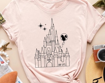 Disney Castle Shirt, Disneyworld Shirt, Magic Kingdom Shirt, Shirt, Disney Trip Shirt, Vintage Disney Shirt< Disney Woman Shirt, Disneyland