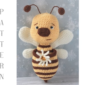 Crochet Bumble Bee Amigurumi Pattern, Spring Time, Garden Decor  (Digital Download)