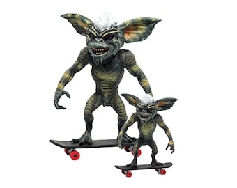 Skateboarding Gremlin, horrorminiatuur jaren 80 - For Lemax Spooky Town, Dept. 56, tabletop, RPG, verzamelobject, 1:12, dood bij daglicht