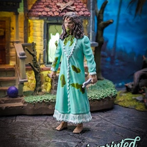 Regan MacNeil Exorcist Horror Miniature Spookytown Spooky Town Dept 56 D56