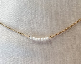 Moonstones necklace with natural moonstone for healing crystals