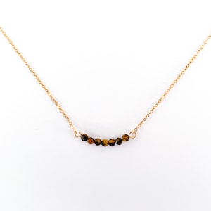 Minimalist tiger's eye necklace natural stones lithotherapy on gold stainless steel chain