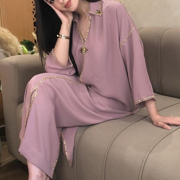 100% handmade ramadan caftan, Classy old pink kaftan, moroccan jellaba, Eid al fitr outfit, Beaded moroccan dress, arabic dress for ramadan.