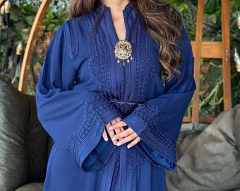 Luxurious moroccan takchita, Wedding guest arabic dress, Elegant engagement caftan, Embroidered wedding Kaftan, Nikah dress, Bridal kuftan.