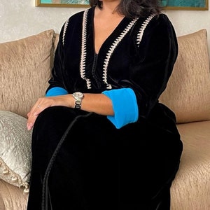 Moroccan silk velvet caftan, Embroidered moroccan kaftan, Summer dress, wedding guest kuftan, Arabic dress, Gift for her, Nikah dress.