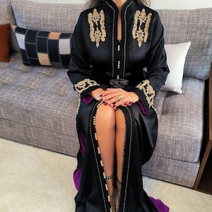 Elegant moroccan caftan, Embroidered kaftan, Kaftan for Ramadan 2024, Aid al fitr kuftan, Wedding guest kuftan, Arabic trendy dress.