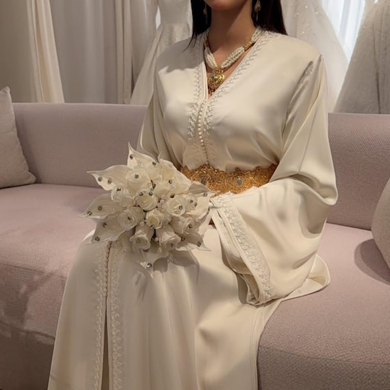 moroccan engagement dress Off-white Bridal Takchita – Moroccan Nikkah Kaftan With Embroidery –  Handmade Wedding Takchita With Belt – Arabic Dress – Engagement Abaya