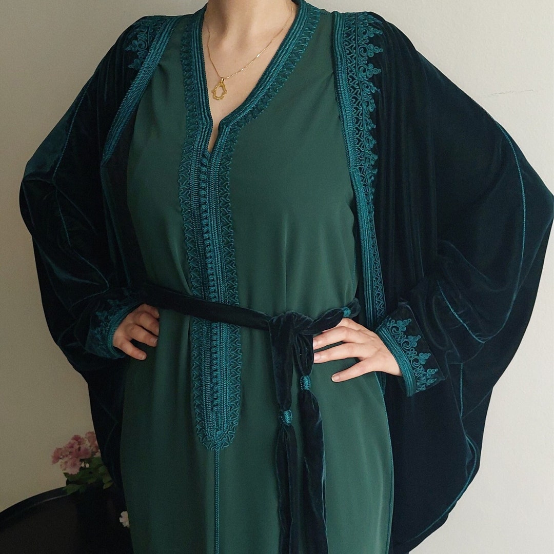 Emerald Green Velvet Moroccan Caftan, Embroidered 2 Pieces Kaftan ...