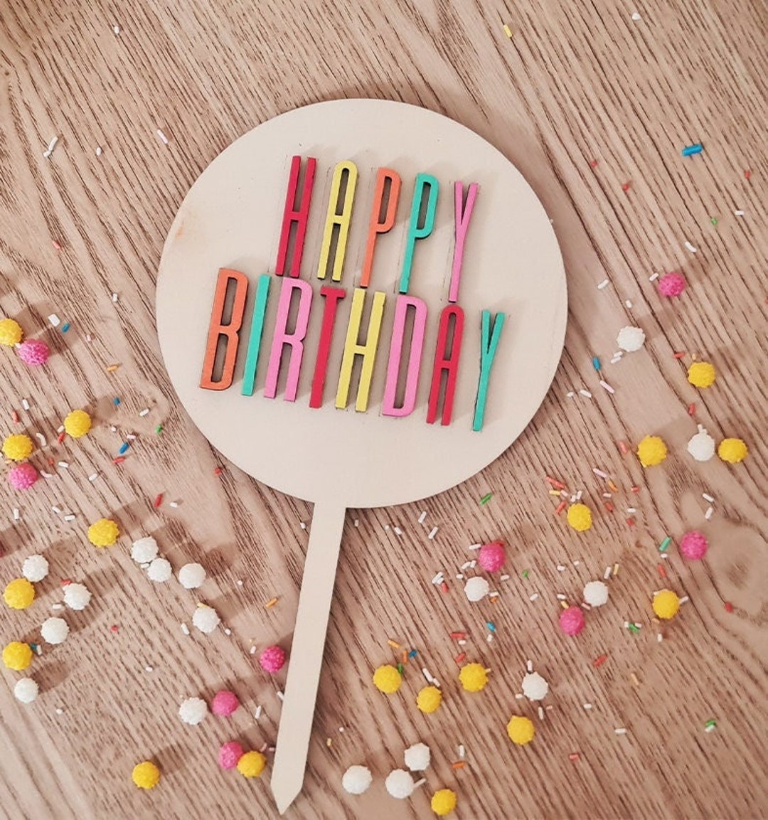 Kuchendekoration Happy Birthday – Glitzer-Karton Aufsatz Für Geburtstagskuchen (mit Holzstäbchen, Kein Montage Nötig)