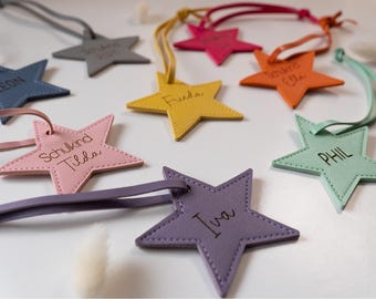 Personalized star pendant for back to school, schoolchild gift with engraving, faux leather, first day of school bag, name tag, kindergarten, birthday decoration