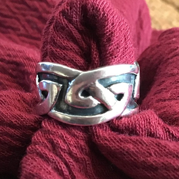 Sterling Celtic Knot Band Ring