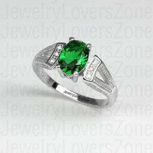 Emerald Engagement Ring Vintage Emerald Silver Ring Antique Emerald Ring Women Emerald Ring Emerald Wedding Ring Promise Ring Silver