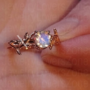 Rainbow Moonstone Ring / Solid Silver Moonstone Ring/ Round Cut Ring/ Moonstone Silver Ring / Engagement Ring for Her / Leaf Ring