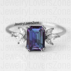 Beautiful Alexandrite Ring, Color Changing Stone Ring, June Birthstone Ring, Promise Ring, Silver Alexandrite Ring, Anniversary Ring.