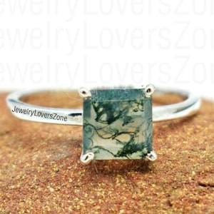 Minimalist Moss Agate Ring Solitaire Ring, Dainty Mossy Agate Ring, Nature Inspired Wedding & Engagement Ring, Anniversary For Women