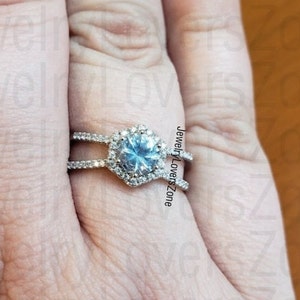 Minimalist Aquamarine Ring Sterling Silver Ring- March Birthstone- Aquamarine Engagement Ring- Promise Ring-Anniversary Gift For Her