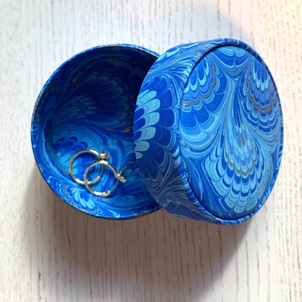 Handmade Italian Jewelry or Decorative Round Keepsake / Jewelry Box  Authentic Italian Marbled Design - Made in Florence, Italy