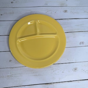 Vintage California Pottery Divided Plate Yellow 10.5&quot; MCM USA Retro Diner