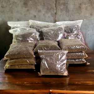 12.5 Lbs Rabbit Manure Rinsed No STRAW/HAY - Plus FREE Personalized Application Analysis - Fertilizer Poop Compost Pooh High Quality Organic