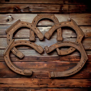 QTY 1 GIANT 1950s Real Horseshoe Authentic Lucky Horseshoe Used Rusty Horseshoes Wall Hanging Draft Horseshoe Rustic Hand Forged Man Cave
