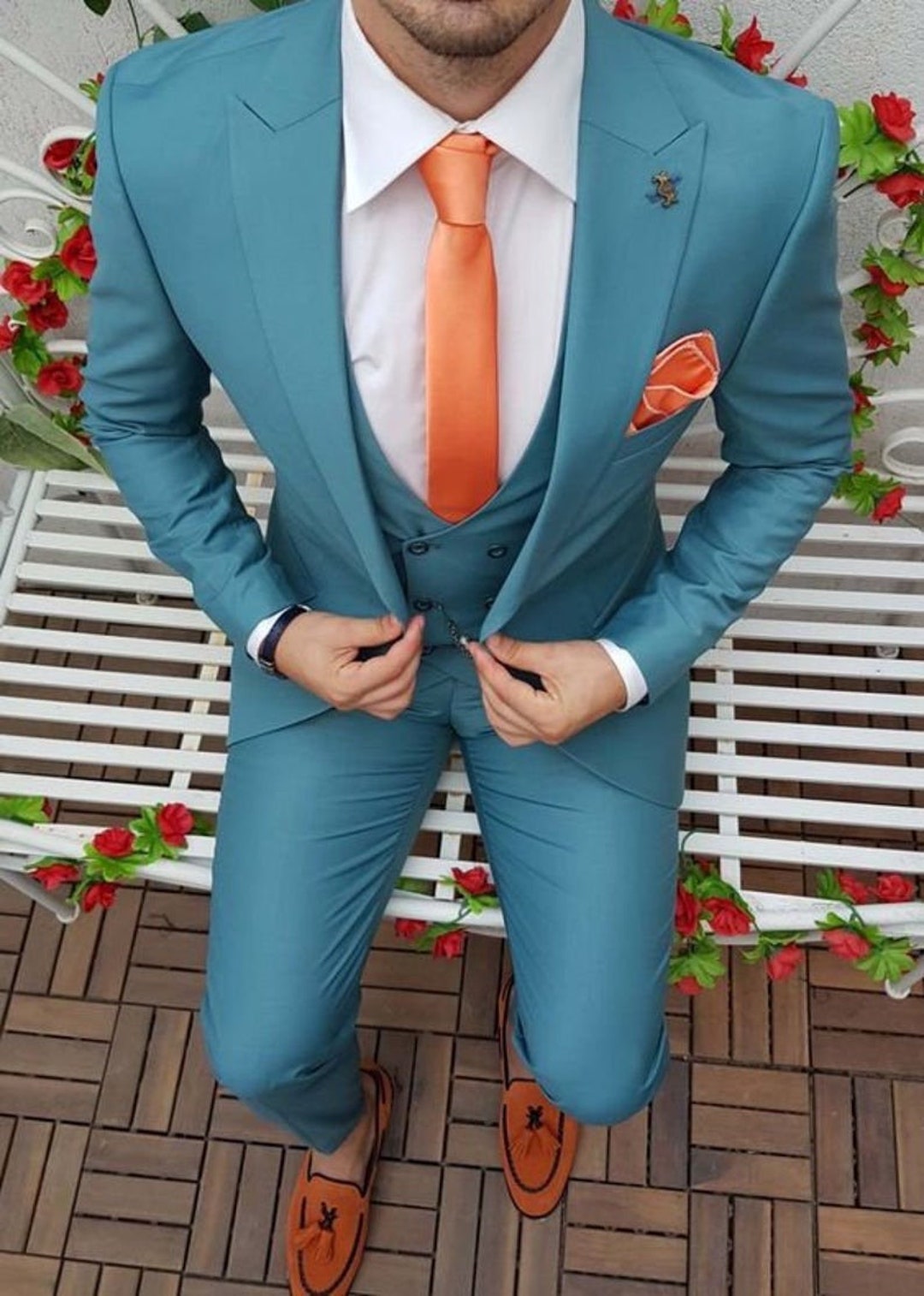 Classy 3 Pieces Suits Royal Blue Suit for Wedding Groom Wear Trajes De