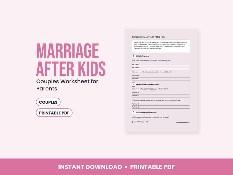 K&ouml;nnte beinhalten: Ein ausdruckbares PDF-Arbeitsblatt f&uuml;r Paare mit dem Titel Marriage After Kids. Das Dokument enth&auml;lt Abschnitte zur Diskussion von Priorit&auml;ten, Ersch&ouml;pfung und Verantwortlichkeiten mit Leerzeilen f&uuml;r Antworten auf einem hellrosa Hintergrund.