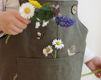 Linen dungarees "garden bugs" size 74/80, hand-embroidered