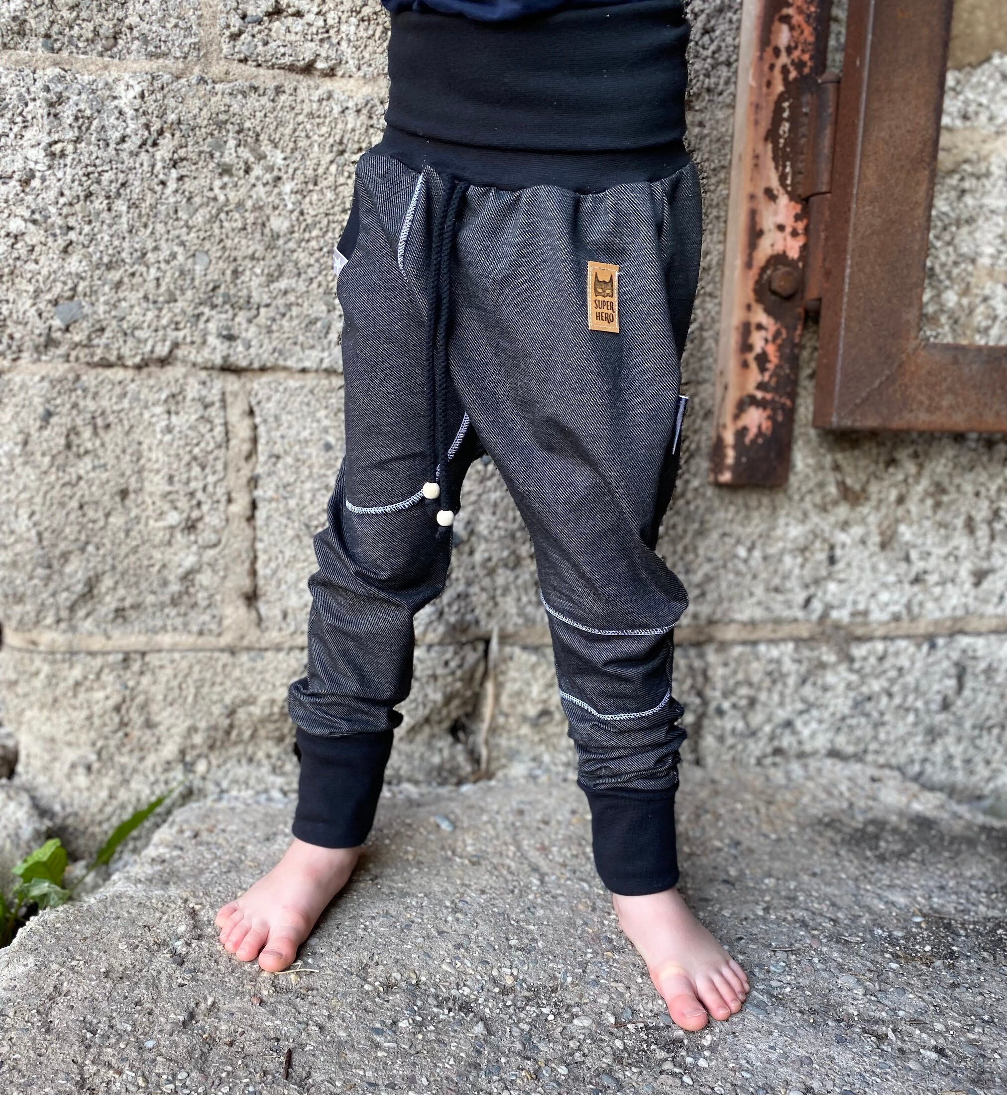 Kids baggy online joggers