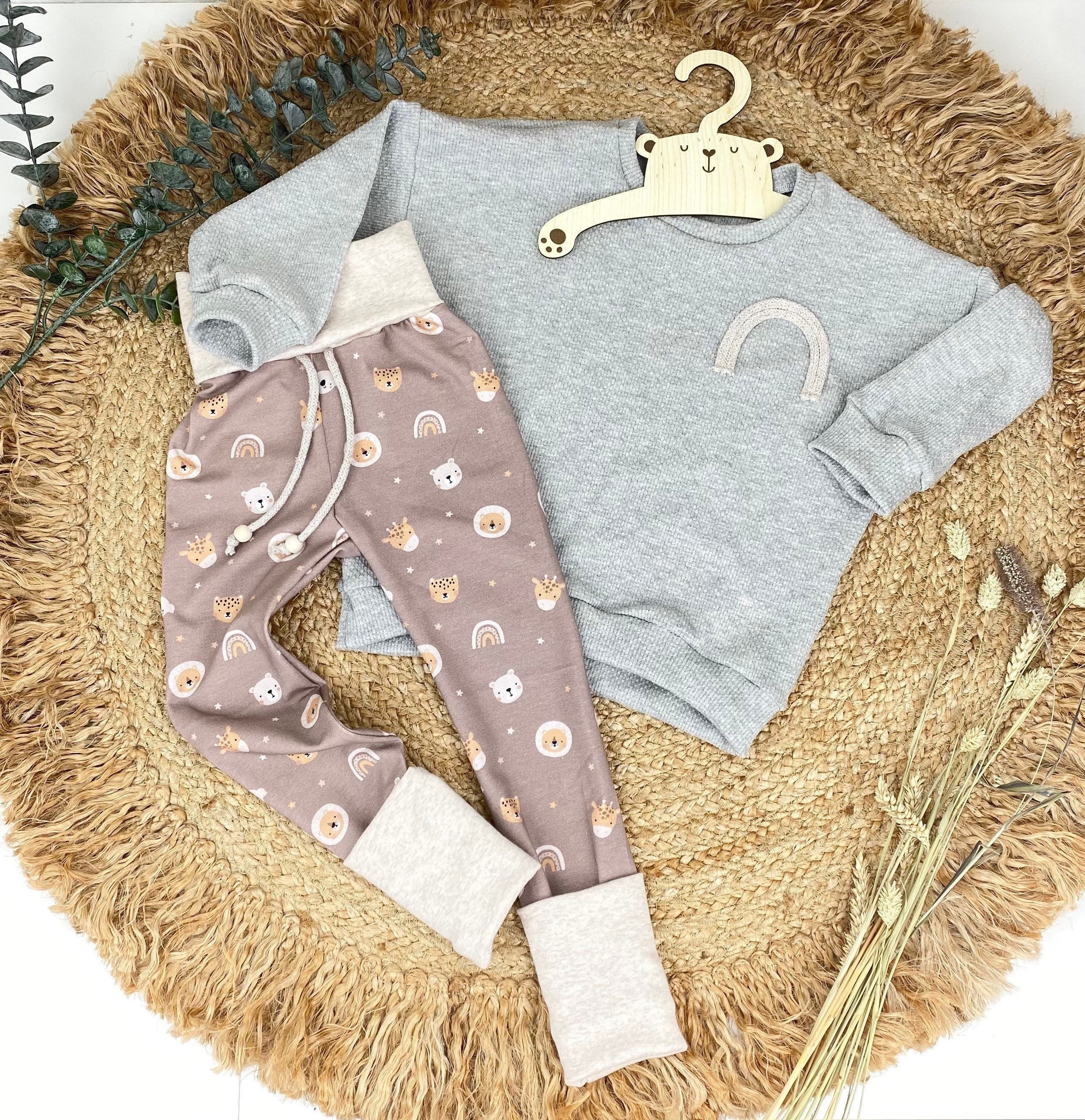 Baby girl deals oversized sweater