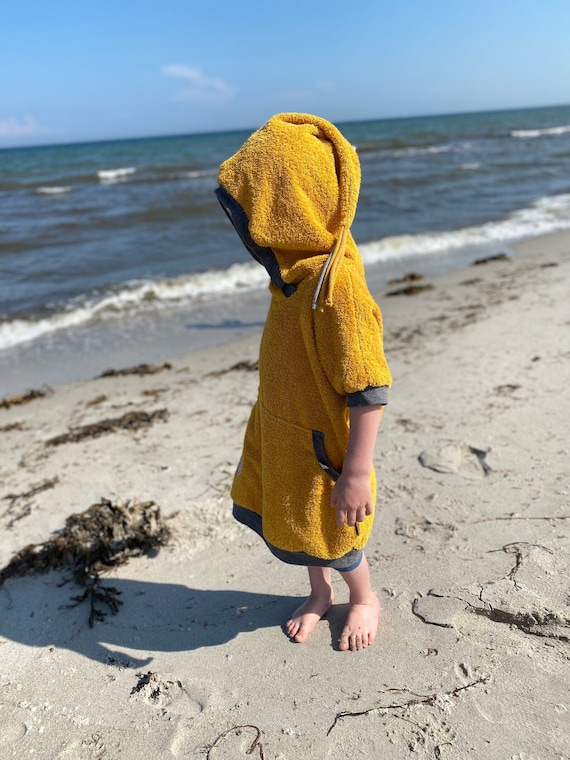Terry Cloth All rounder Beach Dwarf Bathrobe Beach Hoodie Bathing