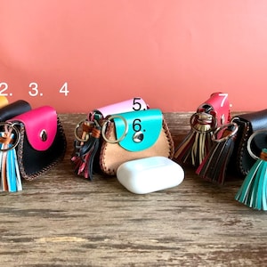 Custodia personalizzata per AirPods Pro 2 & 1 / Portachiavi / Portachiavi in vera pelle / Supporto custodia Apple AirPod / Regalo multicolore per lei