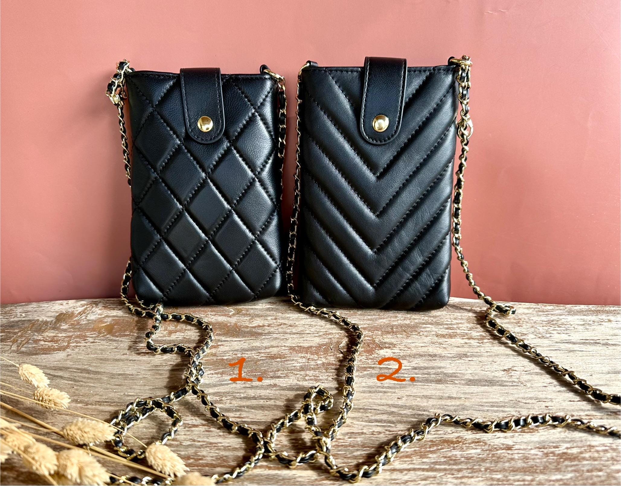 【超希少】CHANEL PhoneCase Chain Shoulder Bag 超希少】CHANEL PhoneCase Chain Shoulder Bag