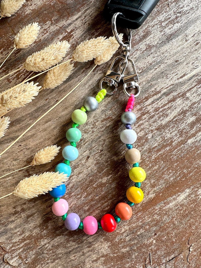 Handschlaufe Handykette kurz Holzperlen Schlüsselanhänger Schlüsselkette Schlüsselband Kurz Perlenkette Holzperlen Boho Geschenk für Sie Bunt m. Silberperlen