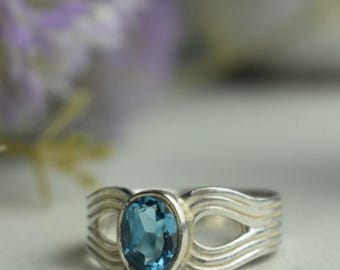 925 Sterling Silver Blue Spinel Ring Size 7