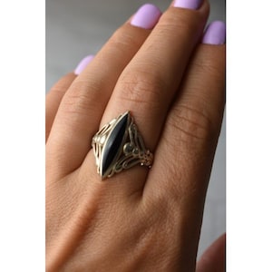 Vintage 925 Sterling Silver Black Agate Ring Size 8
