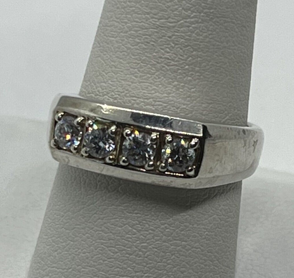 925 Sterling Silver & CZ Ring Size 9 - Etsy