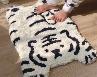 Punch needle beginner kit DIY tiger rug room decor/ kit with yarn all materials included