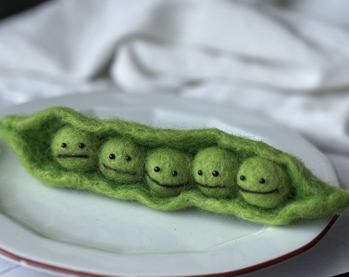 Needle Felted Pitiable Peas Decor: Quirky Kitchen Counter Art, Foodie Gift