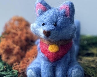 Needle Felted Tau Plumehound Figurine: Palia Game Collectible