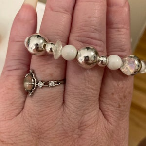 White Fox stretch bracelet
