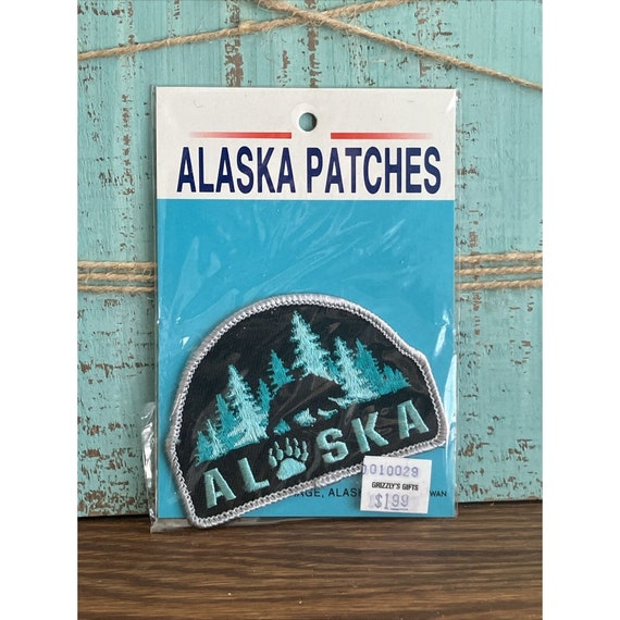 Vintage Alaska Patches Bear Paw Iron On - image 1